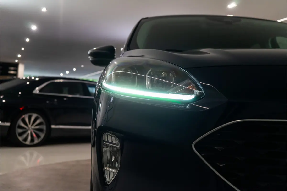 2.5 PHEV Titanium 225PK | LED | Trekhaak | Keyless | Sync III | Lane | Garantie