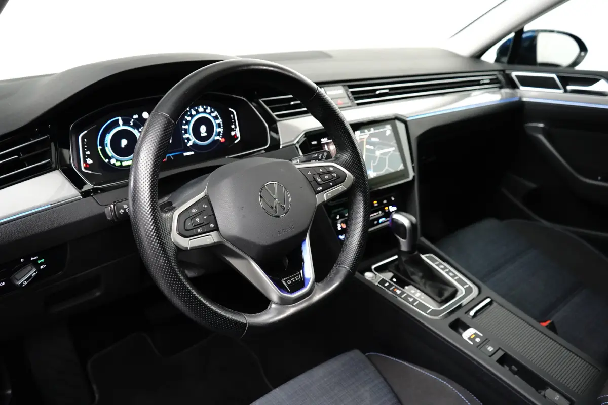 1.4 TSI 218 pk PHEV GTE Business 6-DSG | Wegklapbare Trekhaak | Panoramadak | Rondomzicht Camera |