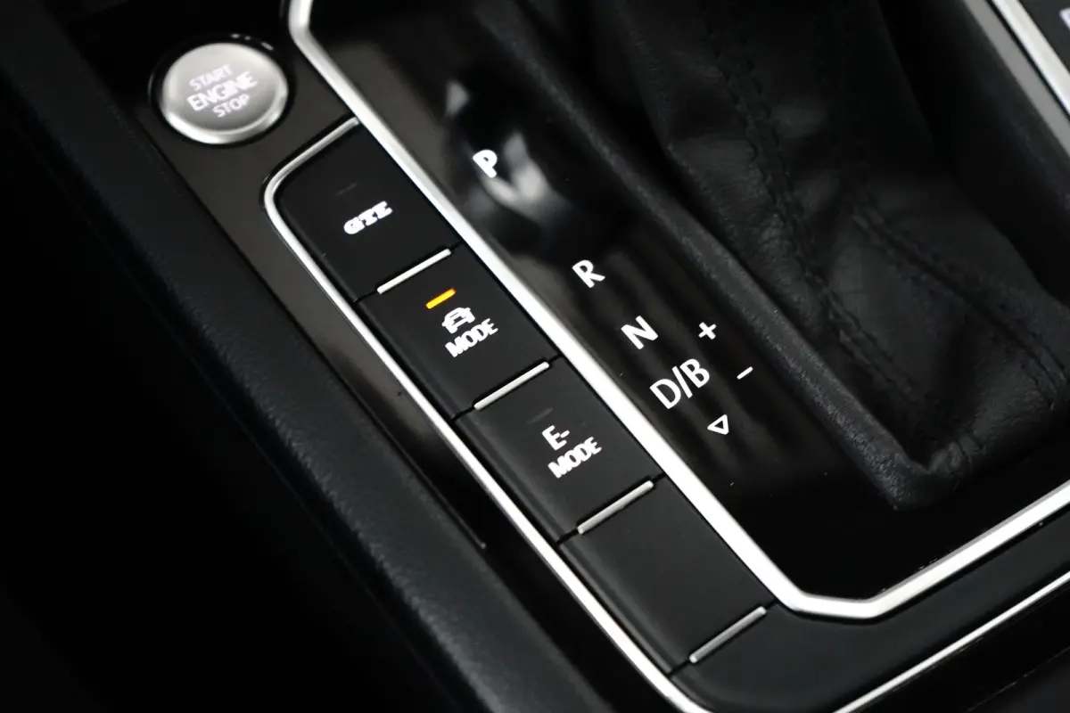 1.4 TSI 218 pk PHEV GTE Business 6-DSG | Wegklapbare Trekhaak | Panoramadak | Rondomzicht Camera |