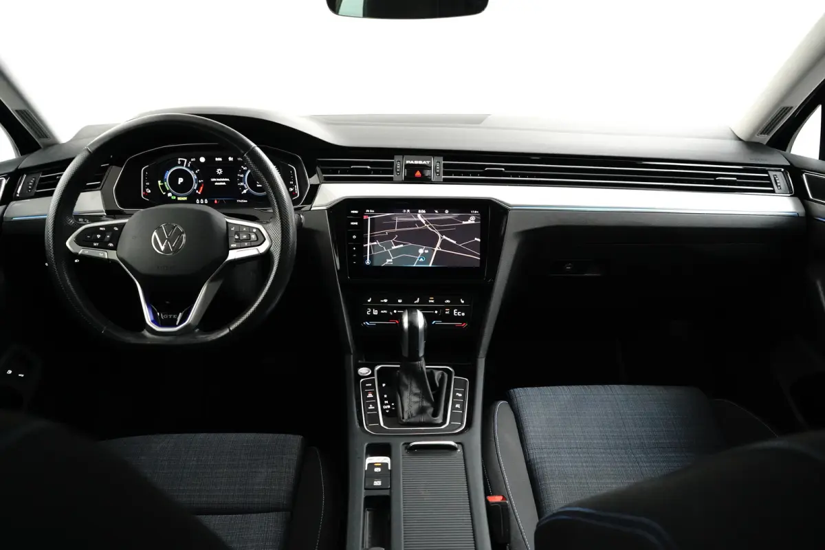 1.4 TSI 218 pk PHEV GTE Business 6-DSG | Wegklapbare Trekhaak | Panoramadak | Rondomzicht Camera |