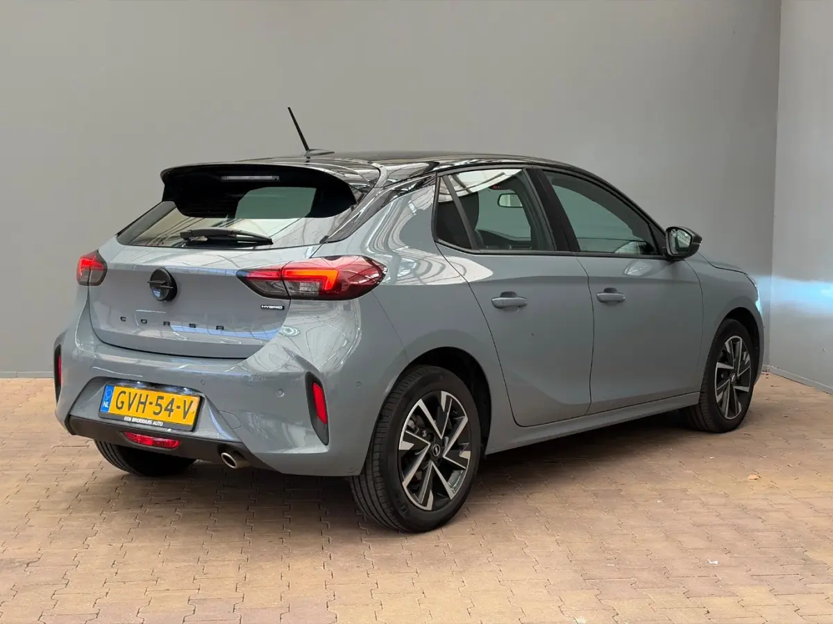 1.2 Turbo Hybrid GS | Apple Carplay/Android Auto | Achteruitrijcamera | Cruise control | Parkeersensoren voor + achter | Achteruitrijcamera | Afwijkende dakkleur | Airco