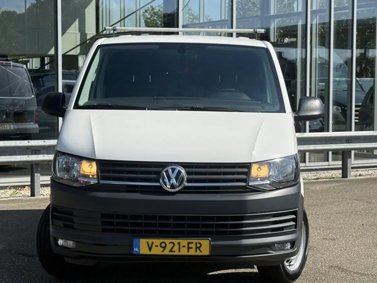 2.0 TDI L1H1 Highline | Airco | Nieuwe Motor bij 240.000 | Inrichting | APK 03/27
