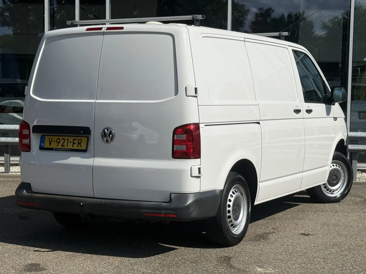 2.0 TDI L1H1 Highline | Airco | Nieuwe Motor bij 240.000 | Inrichting | APK 03/27