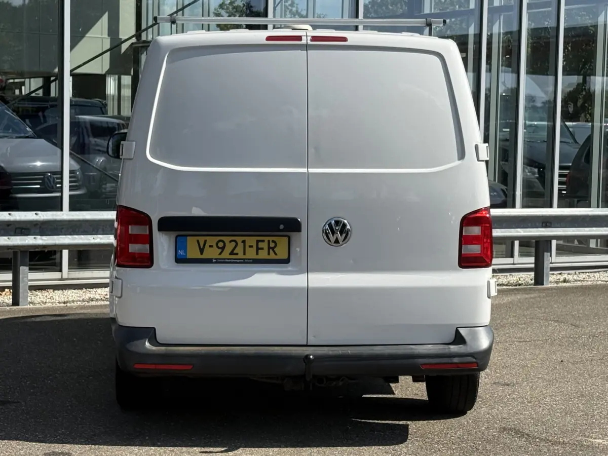 2.0 TDI L1H1 Highline | Airco | Nieuwe Motor bij 240.000 | Inrichting | APK 03/27