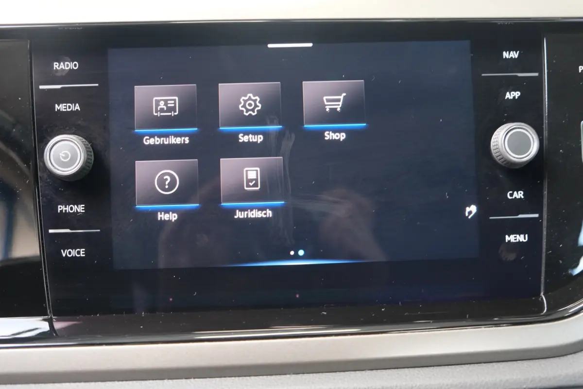 1.0 TSI R-Line Edition - N.A.P. Airco, Cruise, Navi, Carplay, Camera.