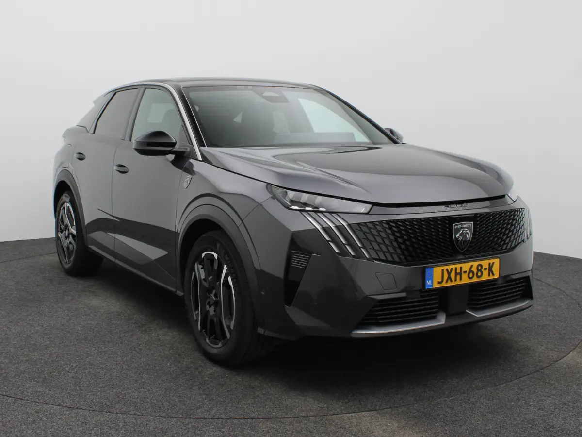 1.6 plug-in Hybrid 195 GT 8 Jaar Garantie | 360* Graden Camera | Parkeersensoren Voor en Achter | Dodehoekbewaking | Stoelverwarming | Keyless | 19" Lichtmetalen Velgen | Adaptieve Cruise Co