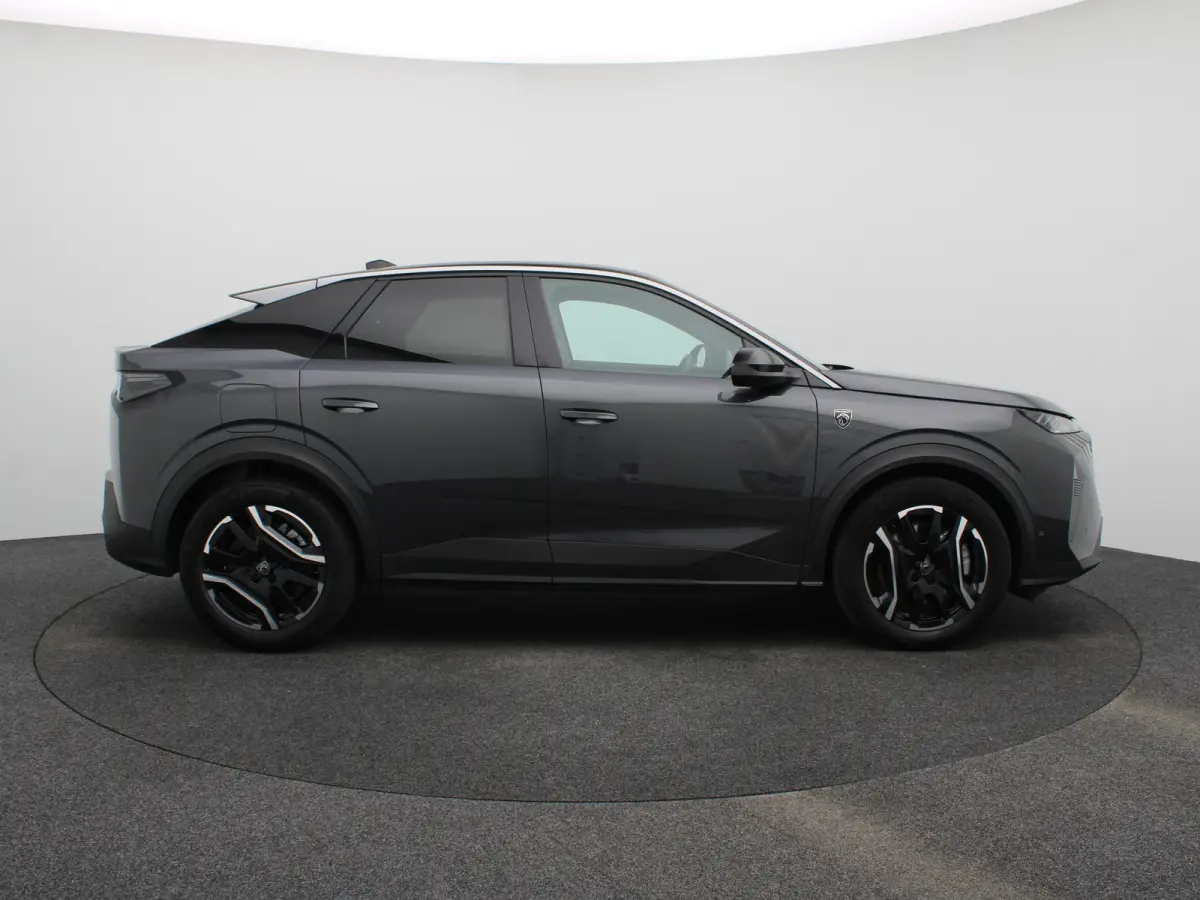 1.6 plug-in Hybrid 195 GT 8 Jaar Garantie | 360* Graden Camera | Parkeersensoren Voor en Achter | Dodehoekbewaking | Stoelverwarming | Keyless | 19" Lichtmetalen Velgen | Adaptieve Cruise Co