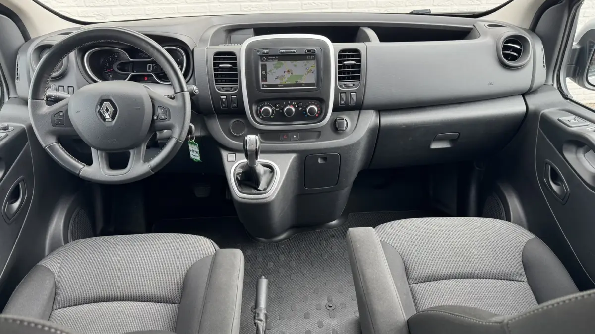 2.0 dCi 145 T29 L2HDC Automaat Airco All-Season Navi Cruisecontrol Carplay Sidebars Lichtmetalenvelgen