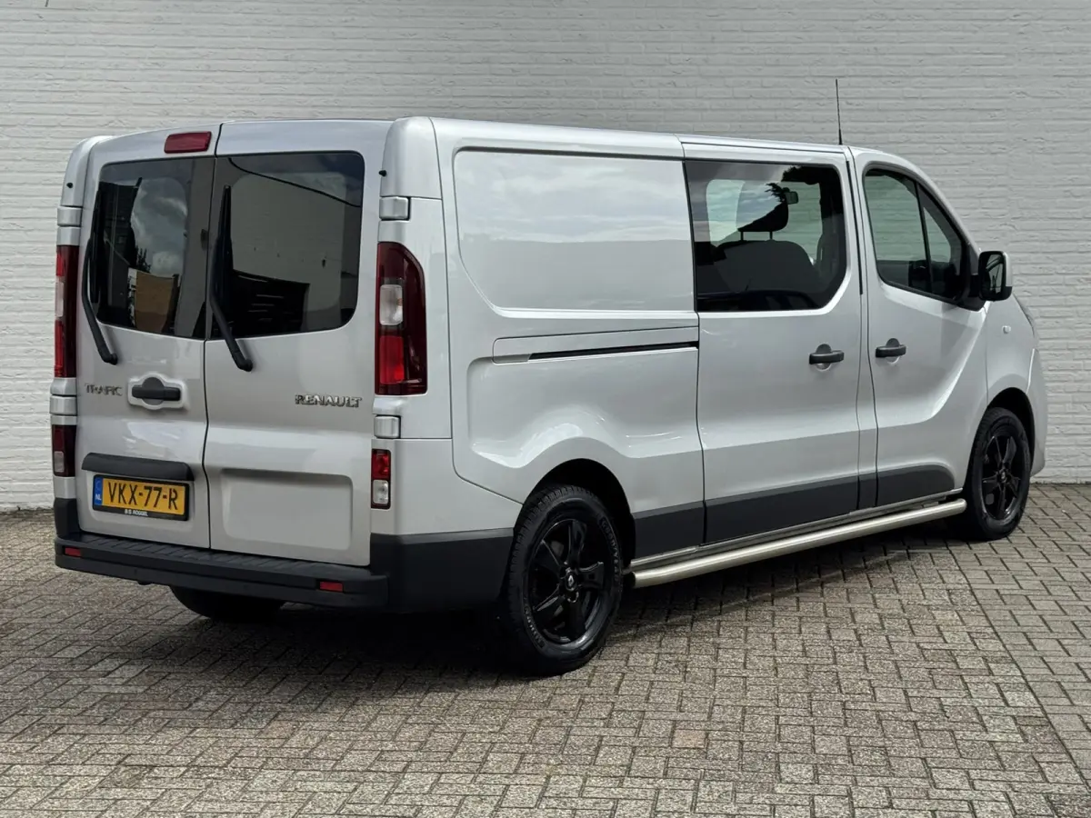 2.0 dCi 145 T29 L2HDC Automaat Airco All-Season Navi Cruisecontrol Carplay Sidebars Lichtmetalenvelgen