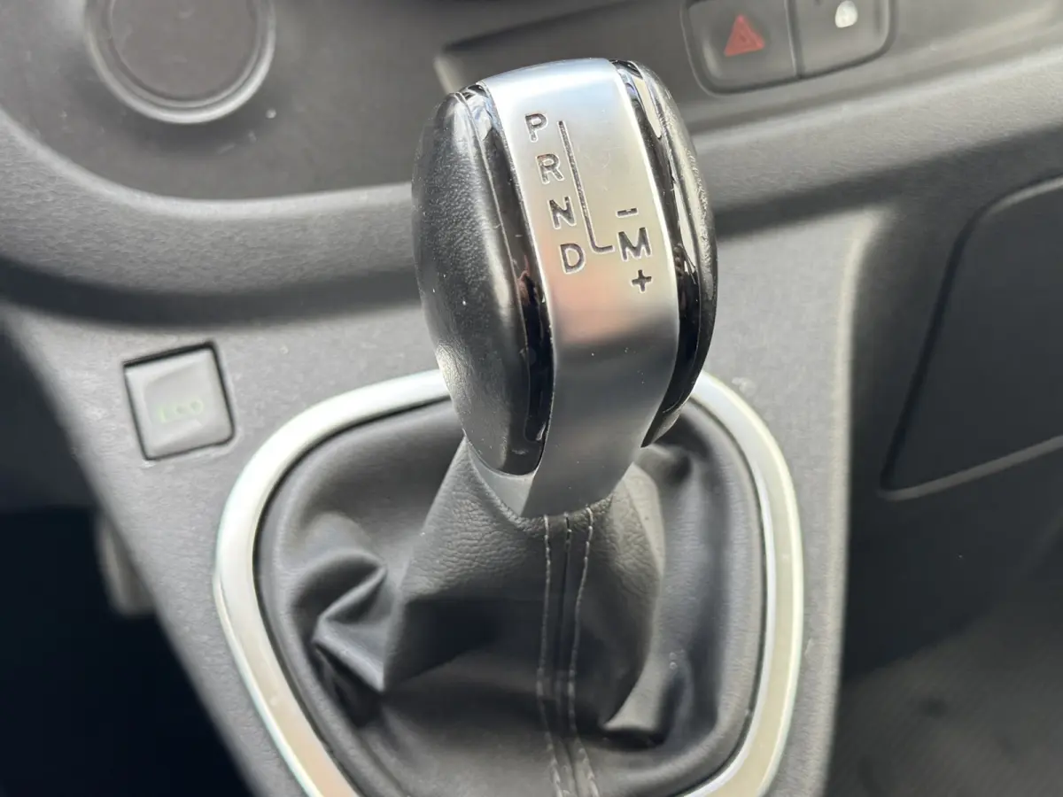 2.0 dCi 145 T29 L2HDC Automaat Airco All-Season Navi Cruisecontrol Carplay Sidebars Lichtmetalenvelgen