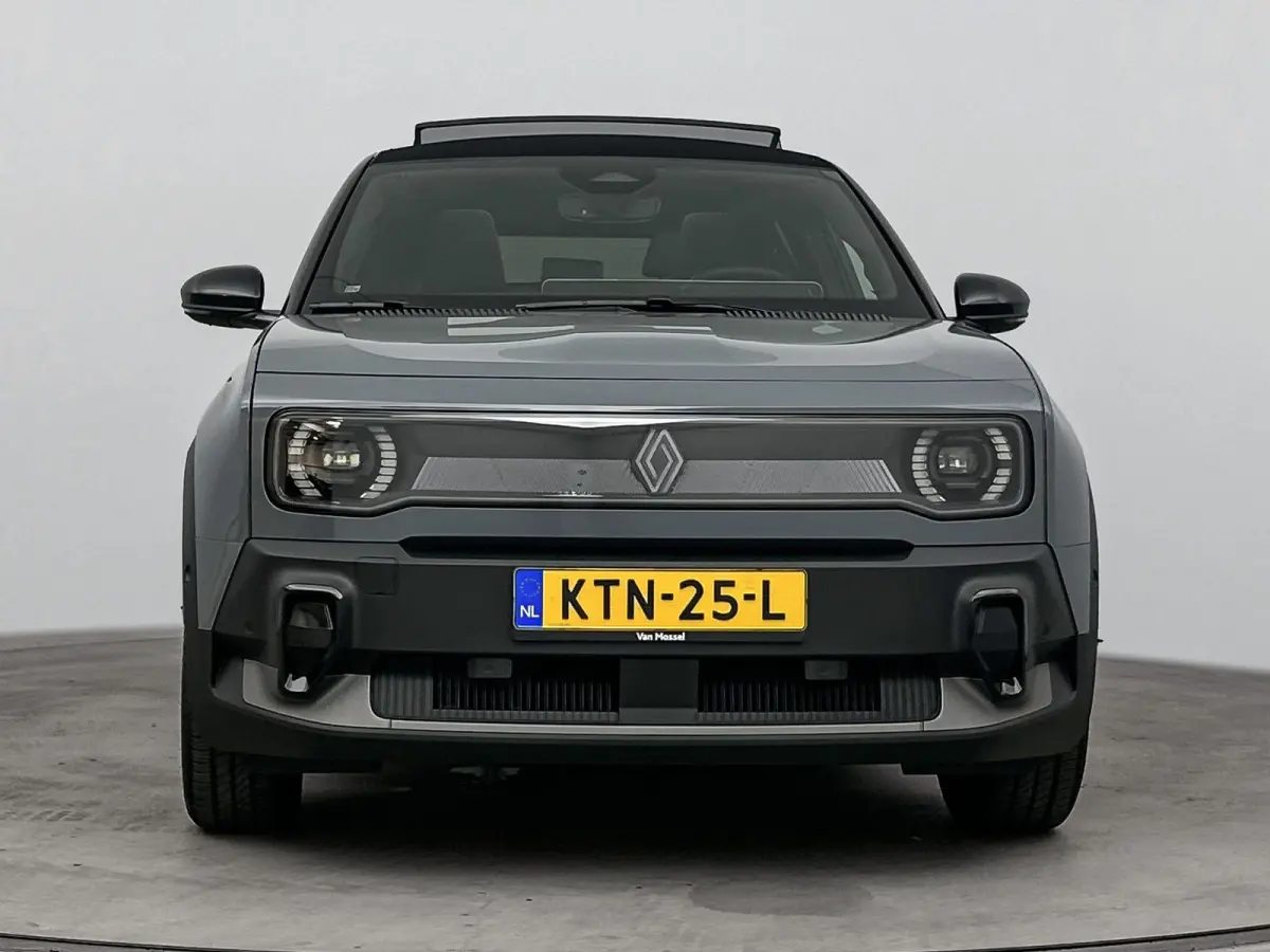 comfort range iconic 52 kWh 150Pk Plein Sud | Elektrisch Canvas Schuifdak | Harman & Kardon Geluidssysteem | Stoel- & Stuurverwarming | Active Driver Assist | Elektrische Achterklep | Parkee