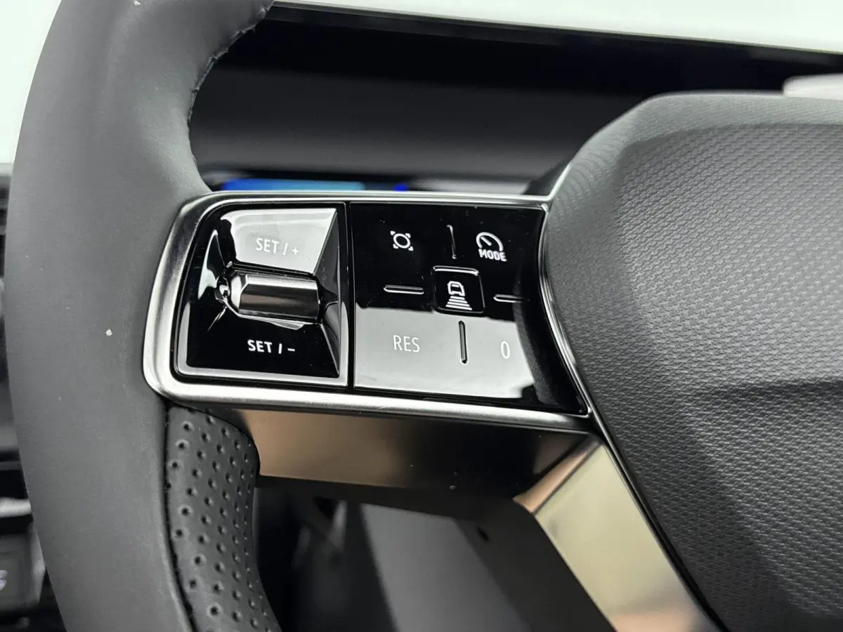 comfort range iconic 52 kWh 150Pk Plein Sud | Elektrisch Canvas Schuifdak | Harman & Kardon Geluidssysteem | Stoel- & Stuurverwarming | Active Driver Assist | Elektrische Achterklep | Parkee