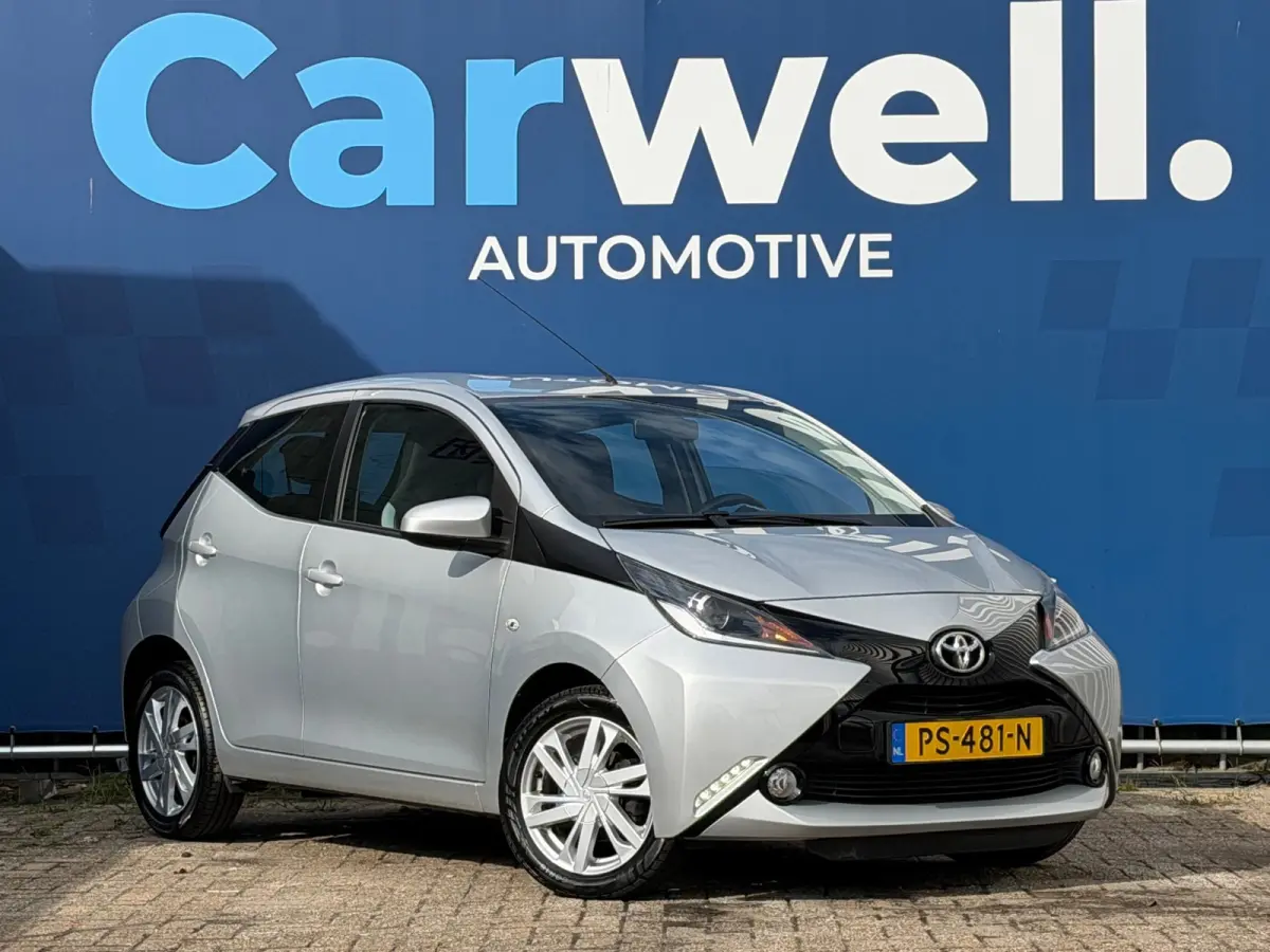 1.0 VVT-i x-play|Camera|Airco|Cruise|Bleutooth|ElektrischeRamen|Isofix|LMV|Apk bij aflevering|