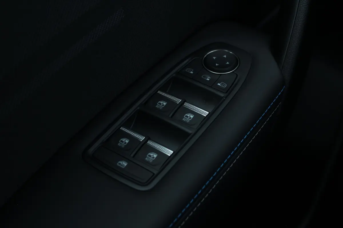 1.8 E-Tech full hybrid 160Pk esprit Alpine | Navigatie | Draadloze Carplay | Schuif/-Kantel | Harman Kardon Geluidsysteem | Full LED | Parkeersensoren & Camera |