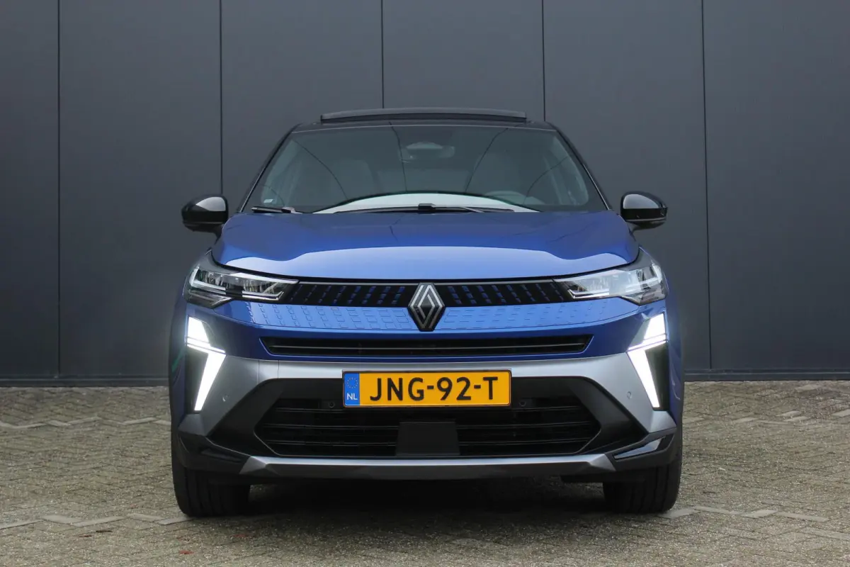 1.8 E-Tech full hybrid 160Pk esprit Alpine | Navigatie | Draadloze Carplay | Schuif/-Kantel | Harman Kardon Geluidsysteem | Full LED | Parkeersensoren & Camera |