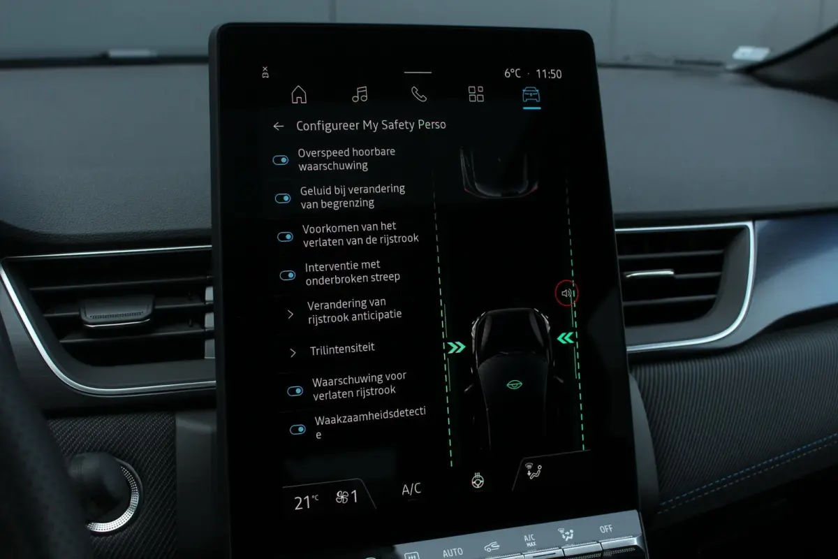 1.8 E-Tech full hybrid 160Pk esprit Alpine | Navigatie | Draadloze Carplay | Schuif/-Kantel | Harman Kardon Geluidsysteem | Full LED | Parkeersensoren & Camera |
