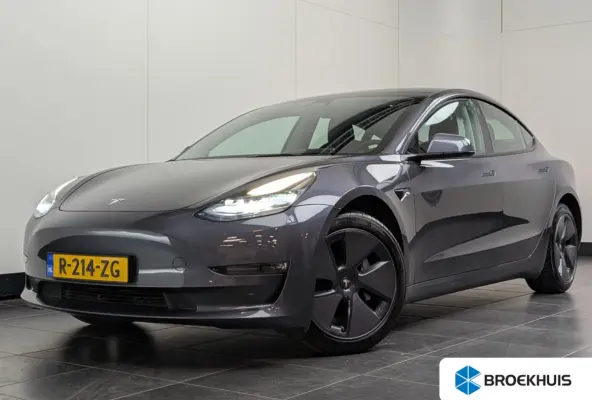 Long Range AWD 75 kWh | 94% SOH! | Stoel- Achterbankverwarming | Panoramisch dak | Elek. Stoel met Geheugen | Dodehoek detectie | Keyless | Achterbank verwarmd | Audio installatie premium | 