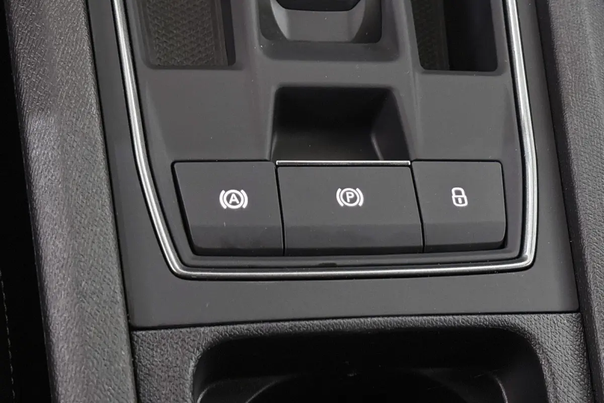 1.4 e-Hybrid Business Stuur-Stoelverwarming Camera Keyless