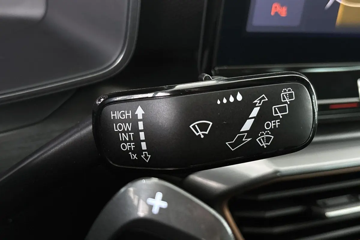 1.4 e-Hybrid Business Stuur-Stoelverwarming Camera Keyless