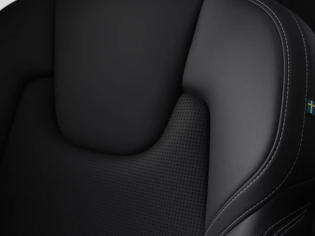 2.0 T8 Plug-in hybrid AWD Ultra Dark Exec. Ed. | Achterbank verwarmd | Actieve noodgeval assistent | Bowers en Wilkins audiosysteem