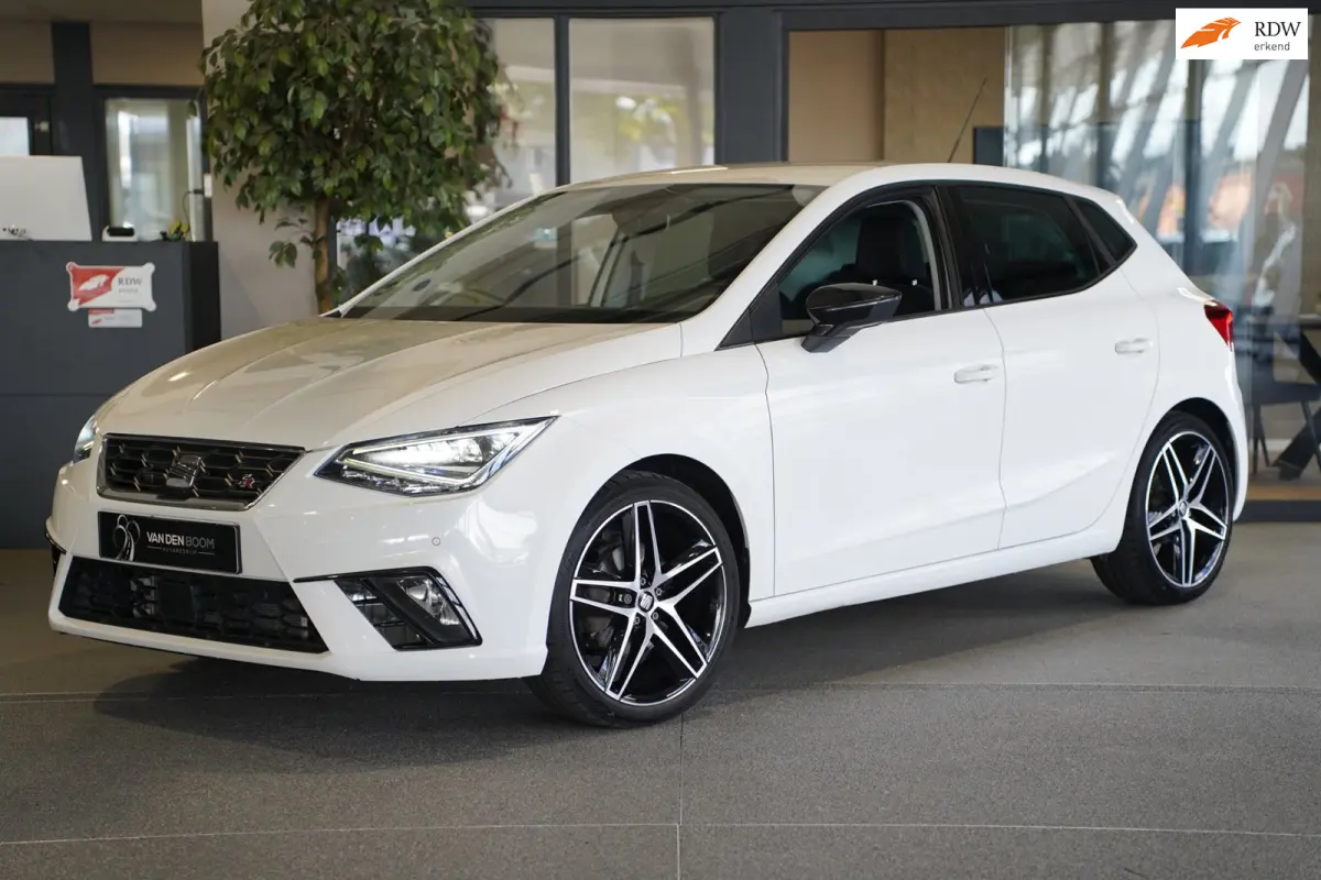 1.0 TSI FR DSG Navi Trek Led Leder Cam Acc Pdc BEATS