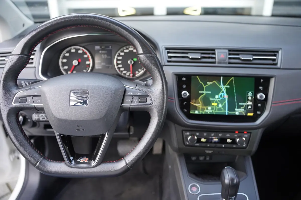 1.0 TSI FR DSG Navi Trek Led Leder Cam Acc Pdc BEATS