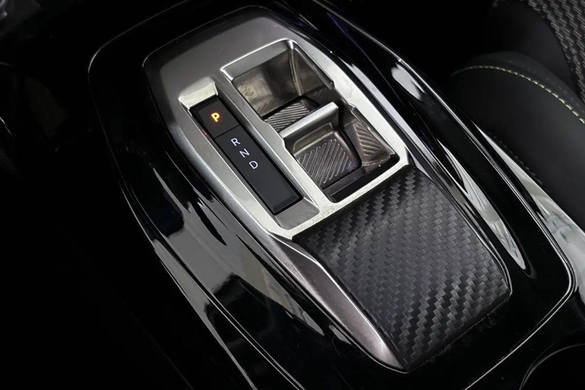 1.2 Hybrid 145 GT Keyless 360 Camera Dodehoek Apple CarPlay