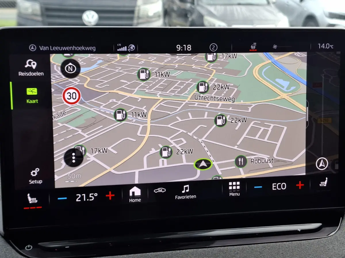 80 | SoH 91.5% | Navigatie/Android/Apple Carplay | LM Velgen 19" | Voorstoelen/Stuur Verwarmd | Achteruitrijcamera | Cruise Control | Airco |