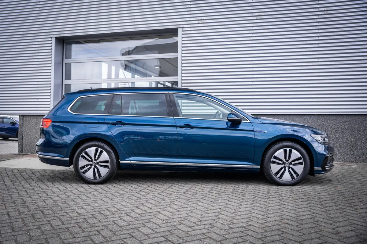 1.4 TSI PHEV GTE Business | Achteruitrijcamera | Trekhaak elektrisch uitklapbaar | Voorstoelen verwarmd
