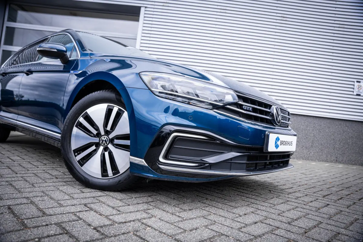 1.4 TSI PHEV GTE Business | Achteruitrijcamera | Trekhaak elektrisch uitklapbaar | Voorstoelen verwarmd