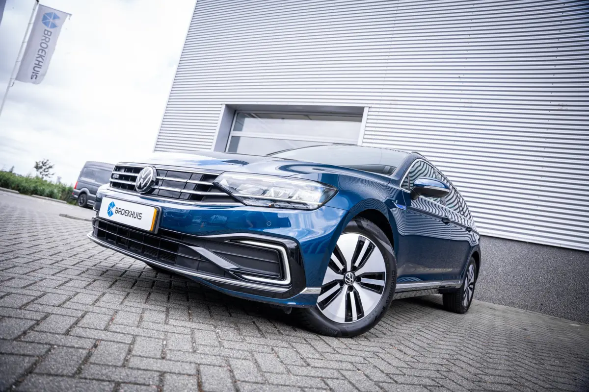 1.4 TSI PHEV GTE Business | Achteruitrijcamera | Trekhaak elektrisch uitklapbaar | Voorstoelen verwarmd