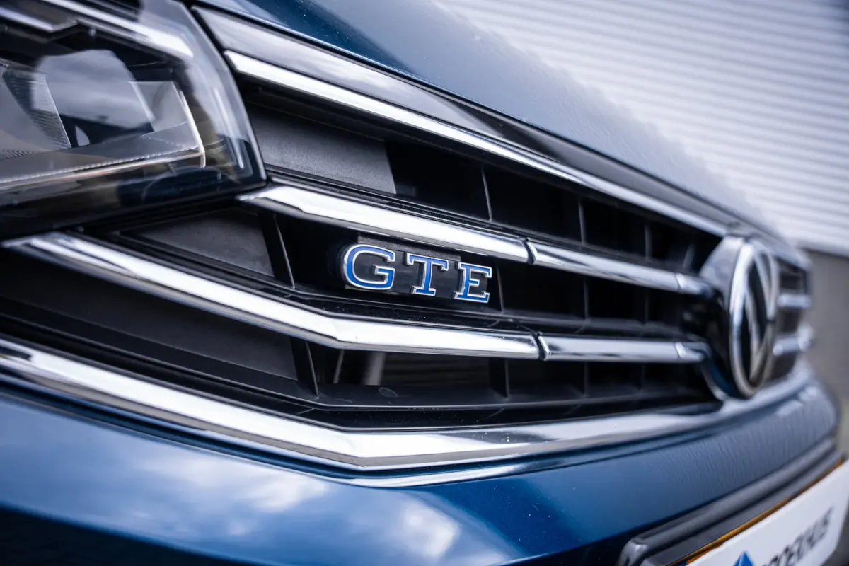 1.4 TSI PHEV GTE Business | Achteruitrijcamera | Trekhaak elektrisch uitklapbaar | Voorstoelen verwarmd