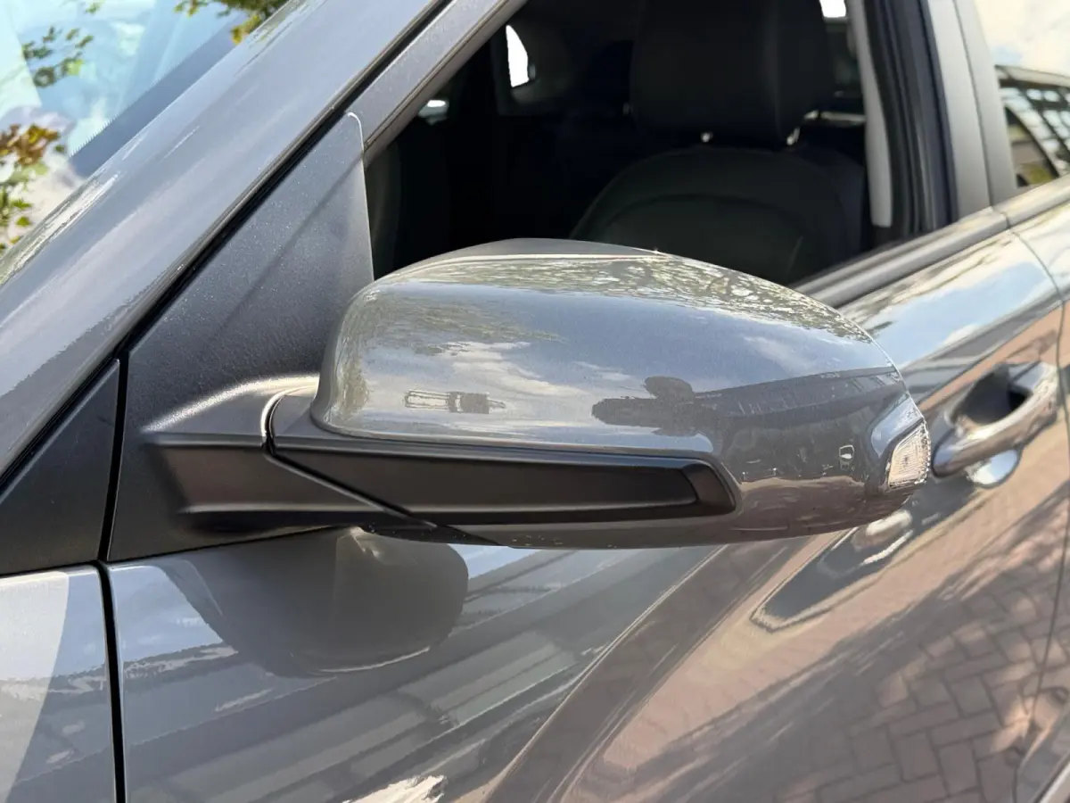 EV Premium 64 kWh HEAD UP DISPLAY | LEDEREN BEKLEDING | 455 KM ACTIERADIUS | ACC | DODEN HOEK DETECTIE | 12 MAANDEN BOVAG GARANTIE
