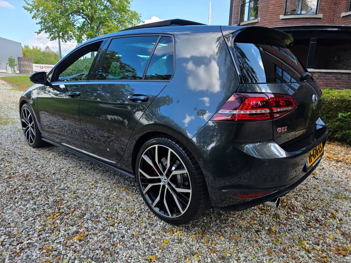 2.0 TSI GTI Performance XENON/pano/AUT/cruise