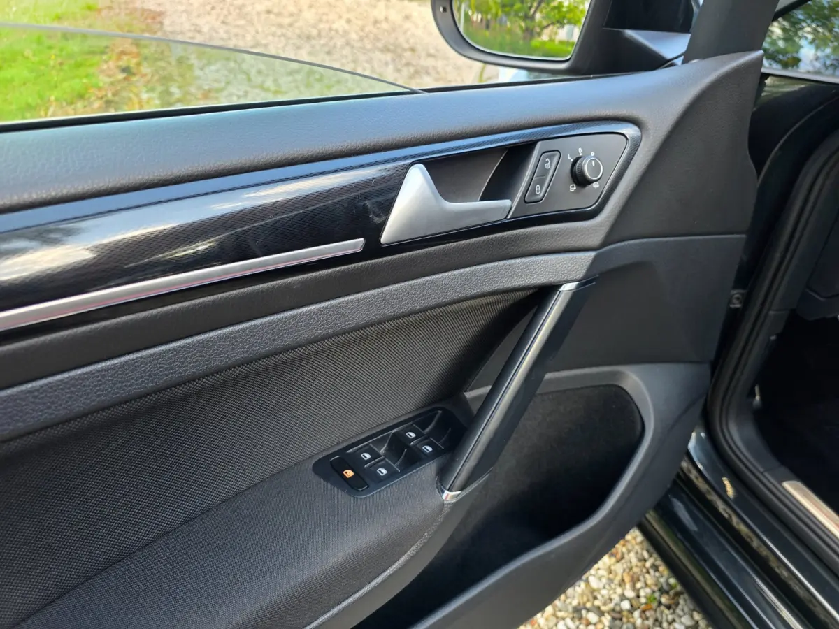 2.0 TSI GTI Performance XENON/pano/AUT/cruise