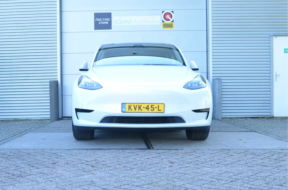 RWD 58 kWh AutoPilot4.0 (FSD 99,- p/mnd), Trekhaak (1.600kg)