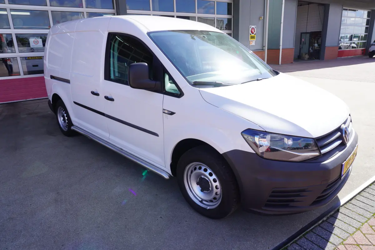 2.0 TDI L2H1 BMT Maxi Trendline Airco / Cruise / Trekhaak / kast laadruimte nr V066