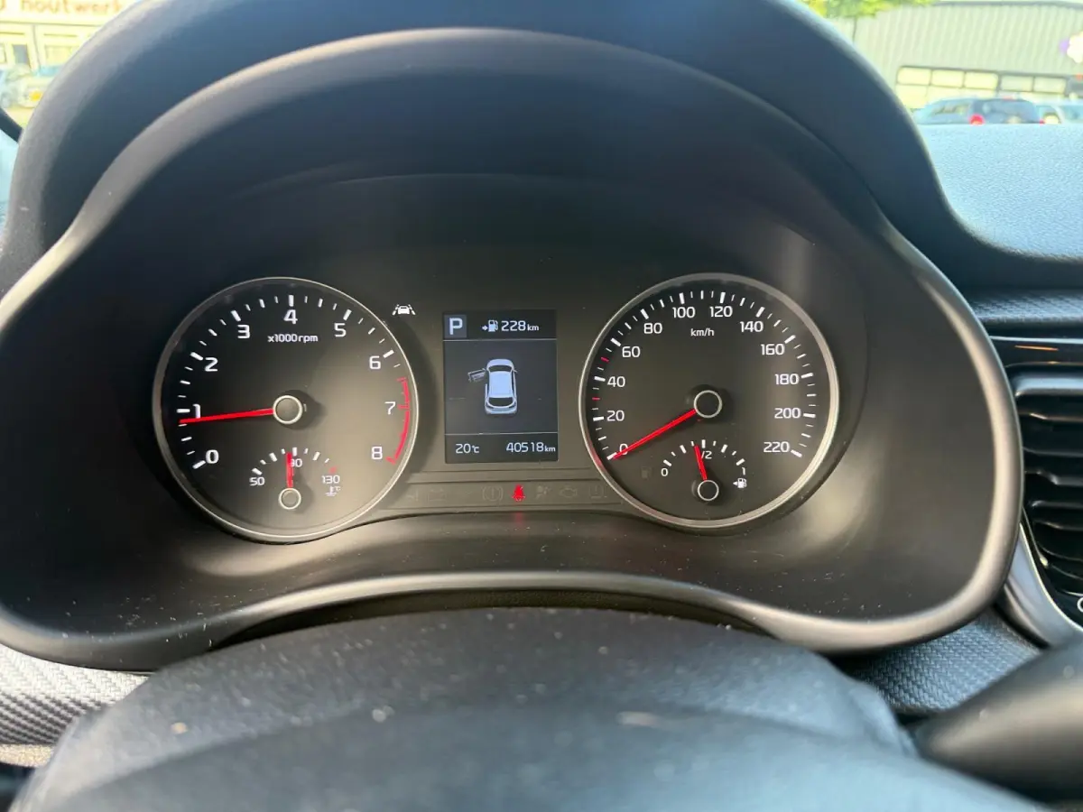 1.0 TGDI GT-Line AUTOMAAT ! | STOELVERWARMING | CLIMATE CONTROL | DEALER ONDERHOUDEN | NAVIGATIE | STUURVERWARMING | TREKHAAK!