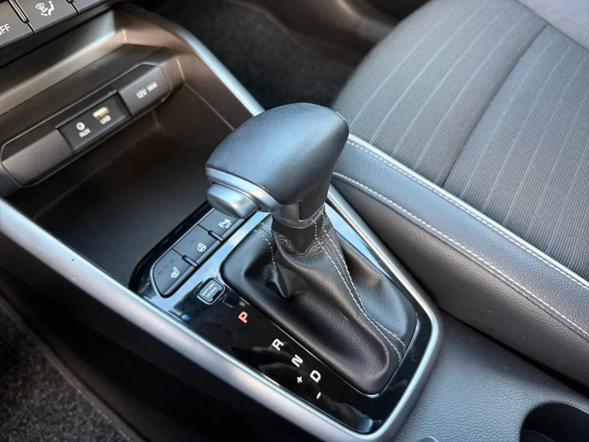 1.0 TGDI GT-Line AUTOMAAT ! | STOELVERWARMING | CLIMATE CONTROL | DEALER ONDERHOUDEN | NAVIGATIE | STUURVERWARMING | TREKHAAK!