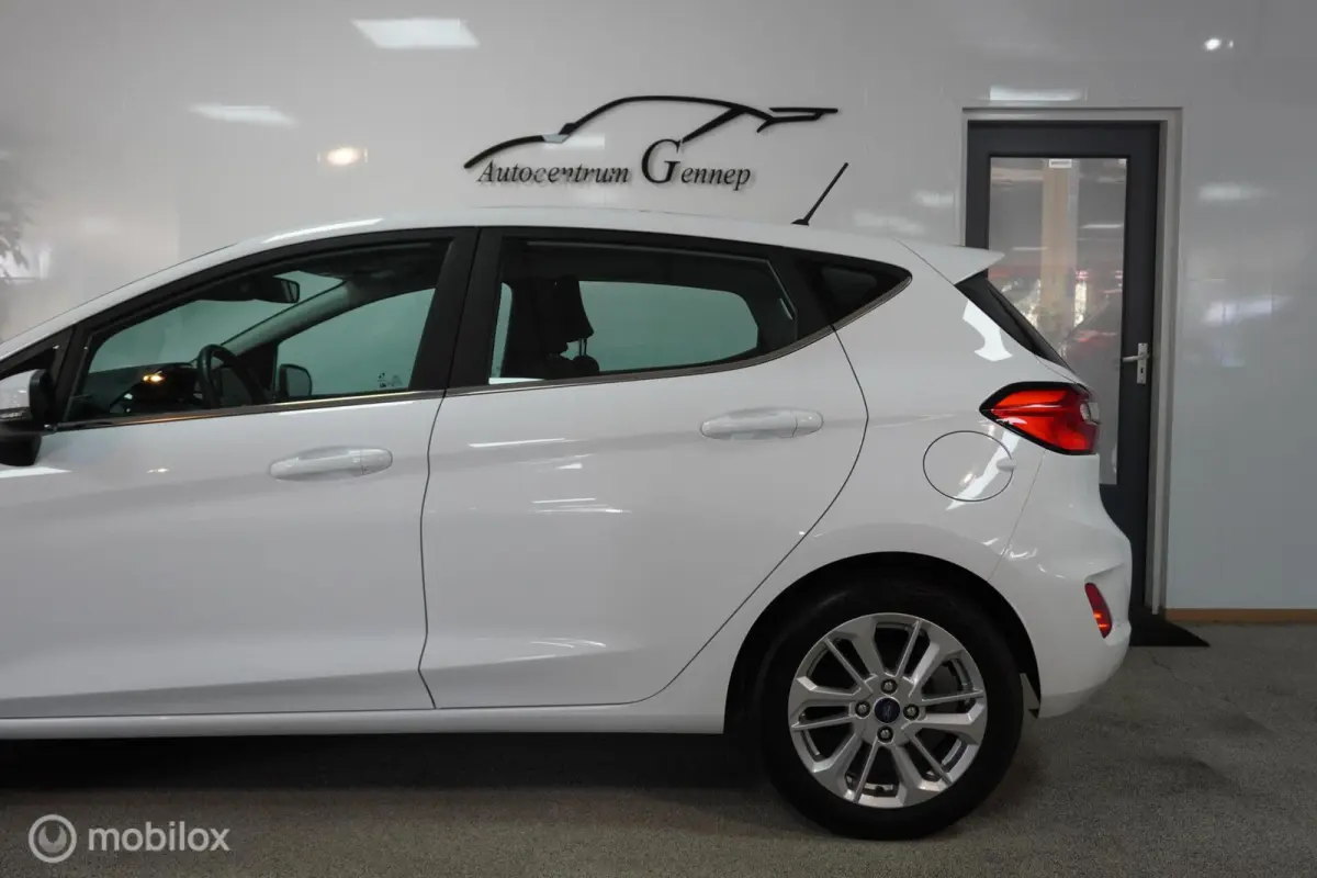 1.0 EcoBoost Hybrid Titanium 125PK