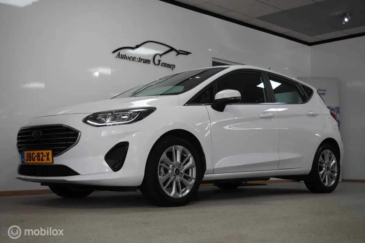 1.0 EcoBoost Hybrid Titanium 125PK