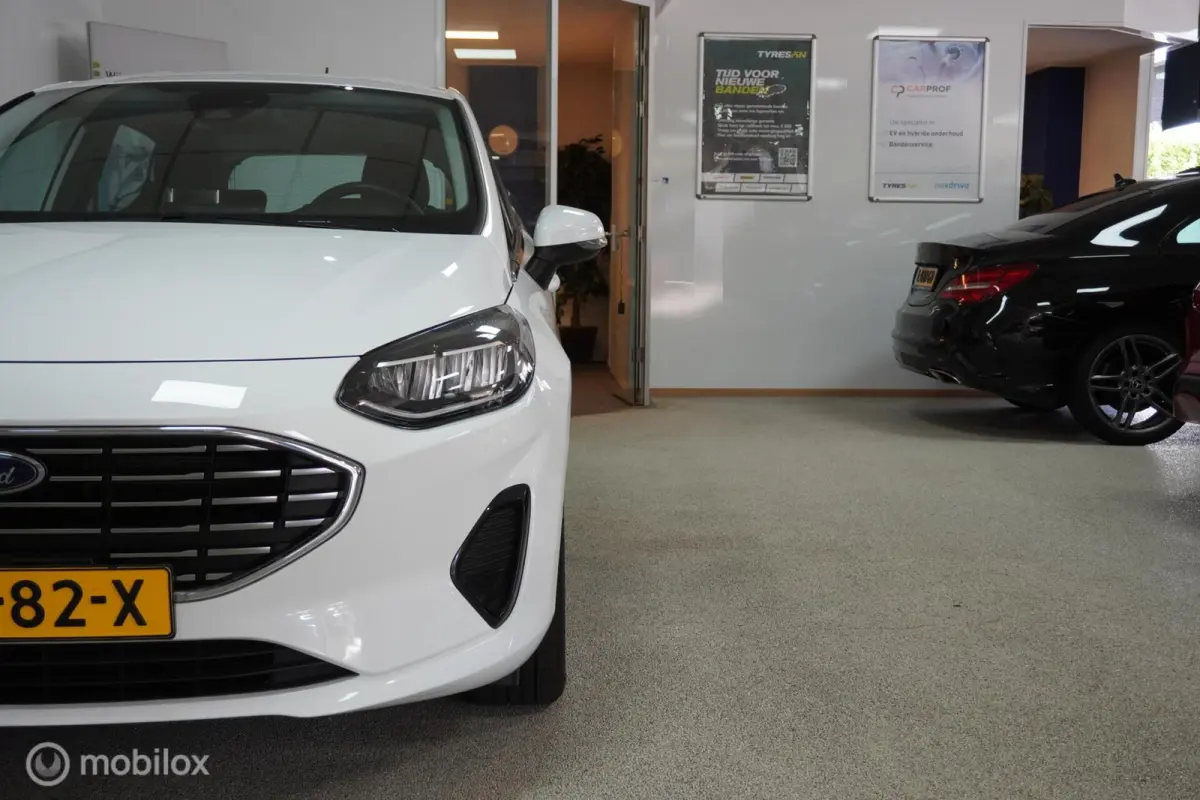 1.0 EcoBoost Hybrid Titanium 125PK