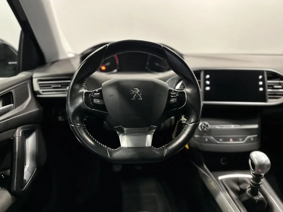 1.2 PureTech Allure|Pano|Airco|Cruise|Navi|Apple Carplay|NAP|