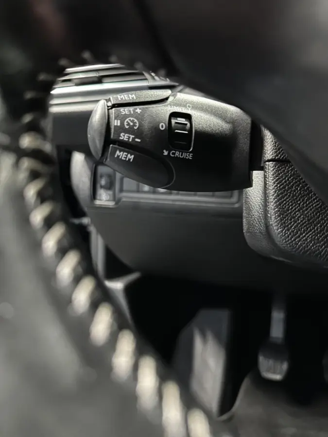 1.2 PureTech Allure|Pano|Airco|Cruise|Navi|Apple Carplay|NAP|