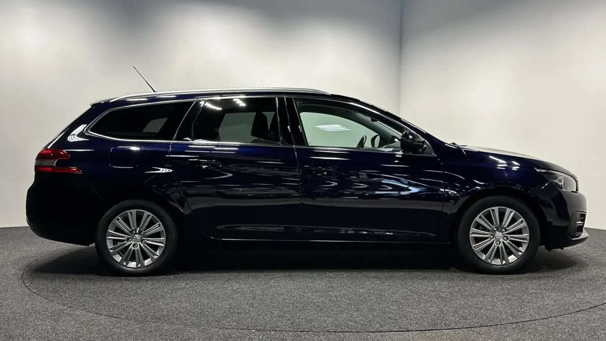 1.2 PureTech Allure|Pano|Airco|Cruise|Navi|Apple Carplay|NAP|