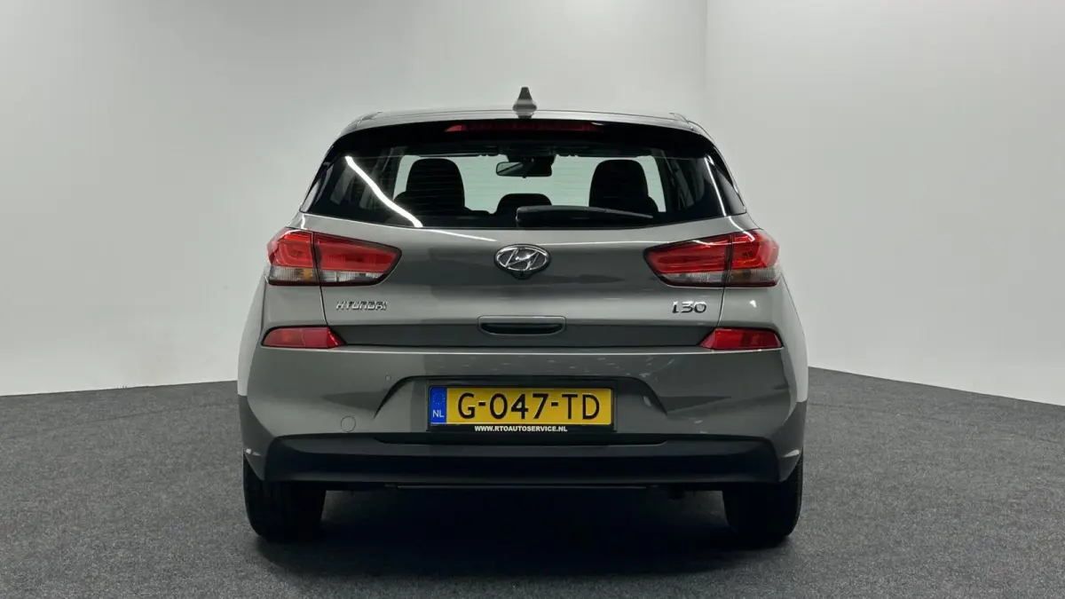 1.0 T-GDI Comfort CLIMATE CAMERA CARPLAY LM