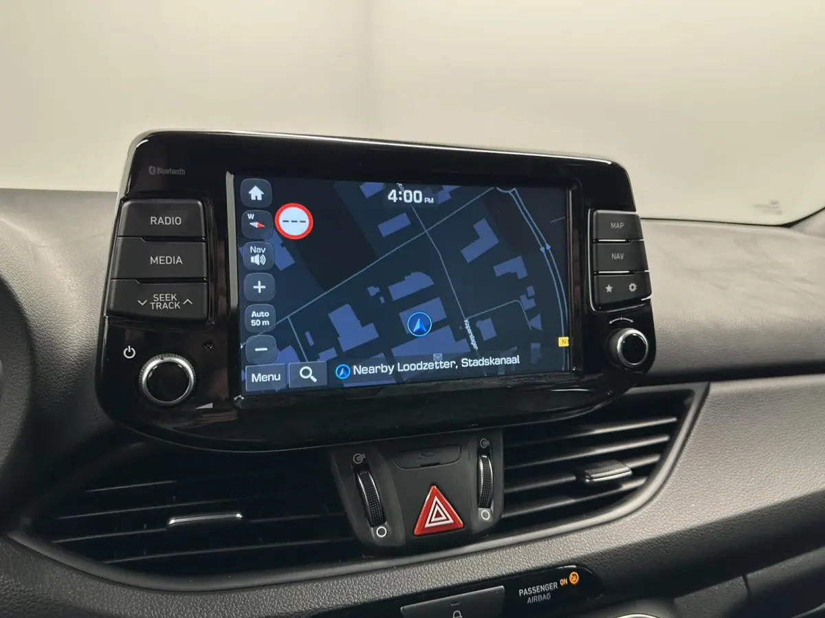 1.0 T-GDI Comfort CLIMATE CAMERA CARPLAY LM