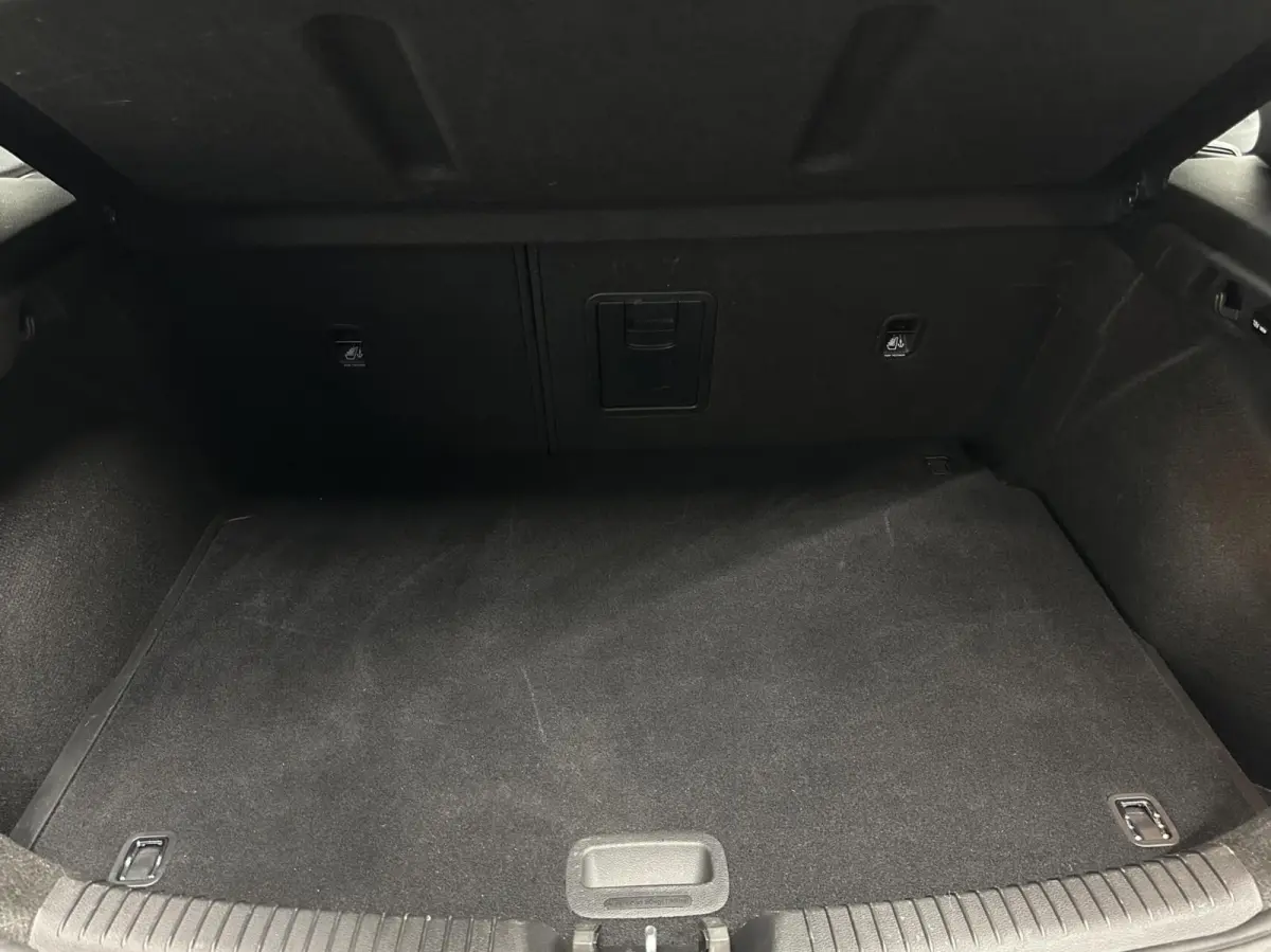 1.0 T-GDI Comfort CLIMATE CAMERA CARPLAY LM
