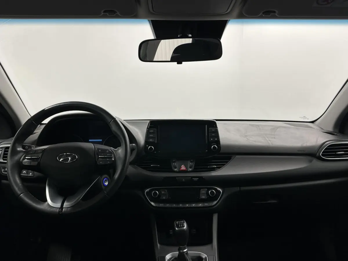 1.0 T-GDI Comfort CLIMATE CAMERA CARPLAY LM