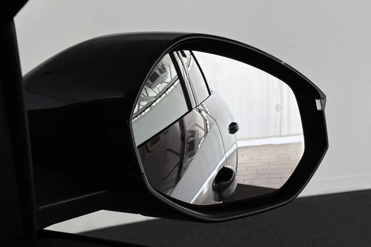 1.2 Hybrid 145 GT Massage 360 Camera Stoelverwarming Elektrische Stoelverstelling